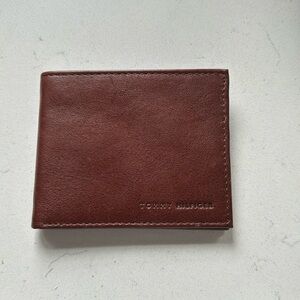 Tommy Hilfiger leather RFID-protected wallet. Never been used!